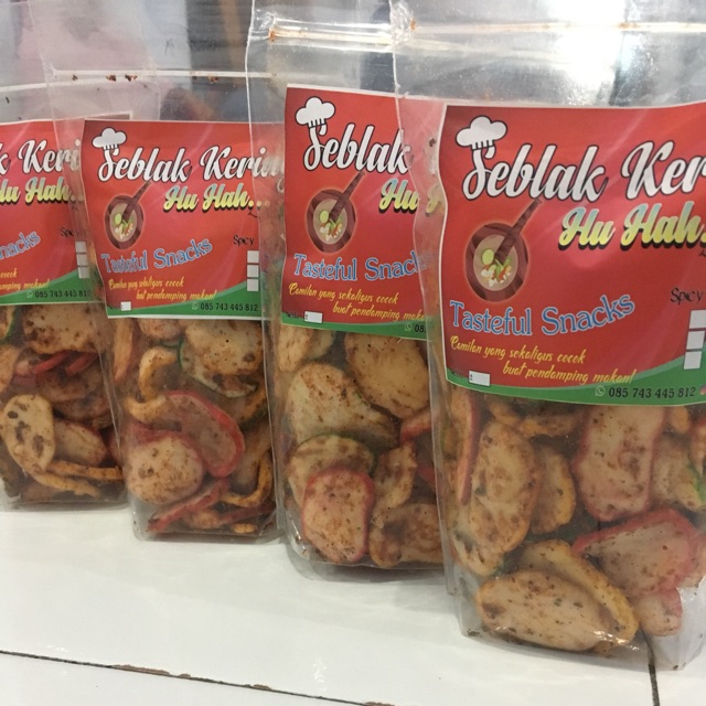 

Kriuk seblak kering #hu hah,100 gram 10k,ada yg ukuran 1/4 kg,1/2 kg,1 kg