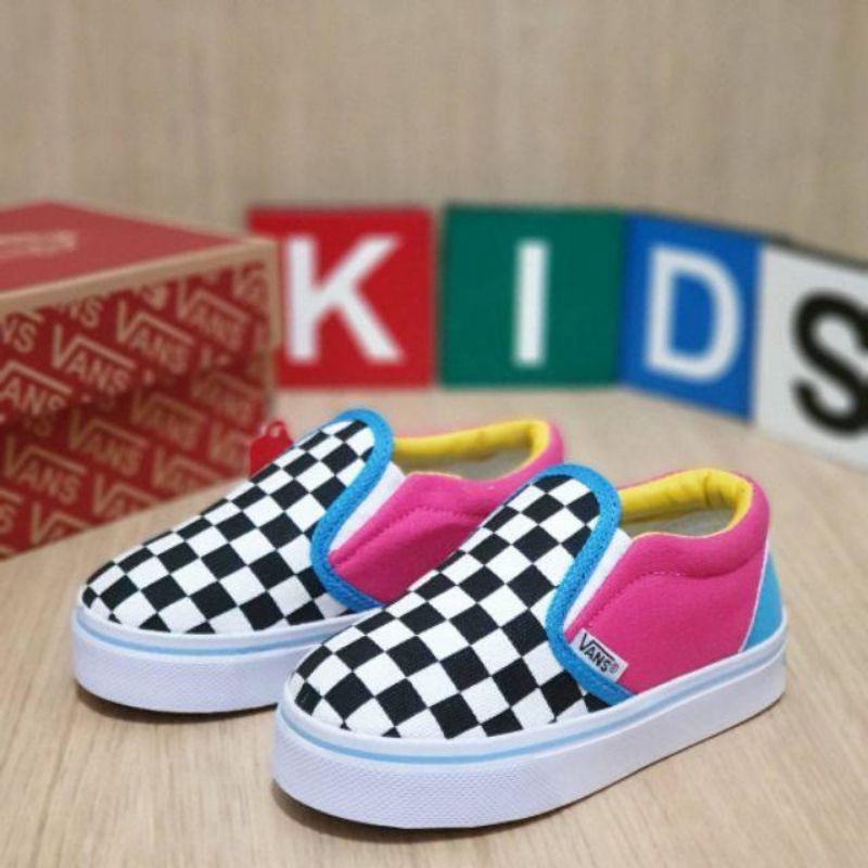 Sepatu Vans Catur Slip On