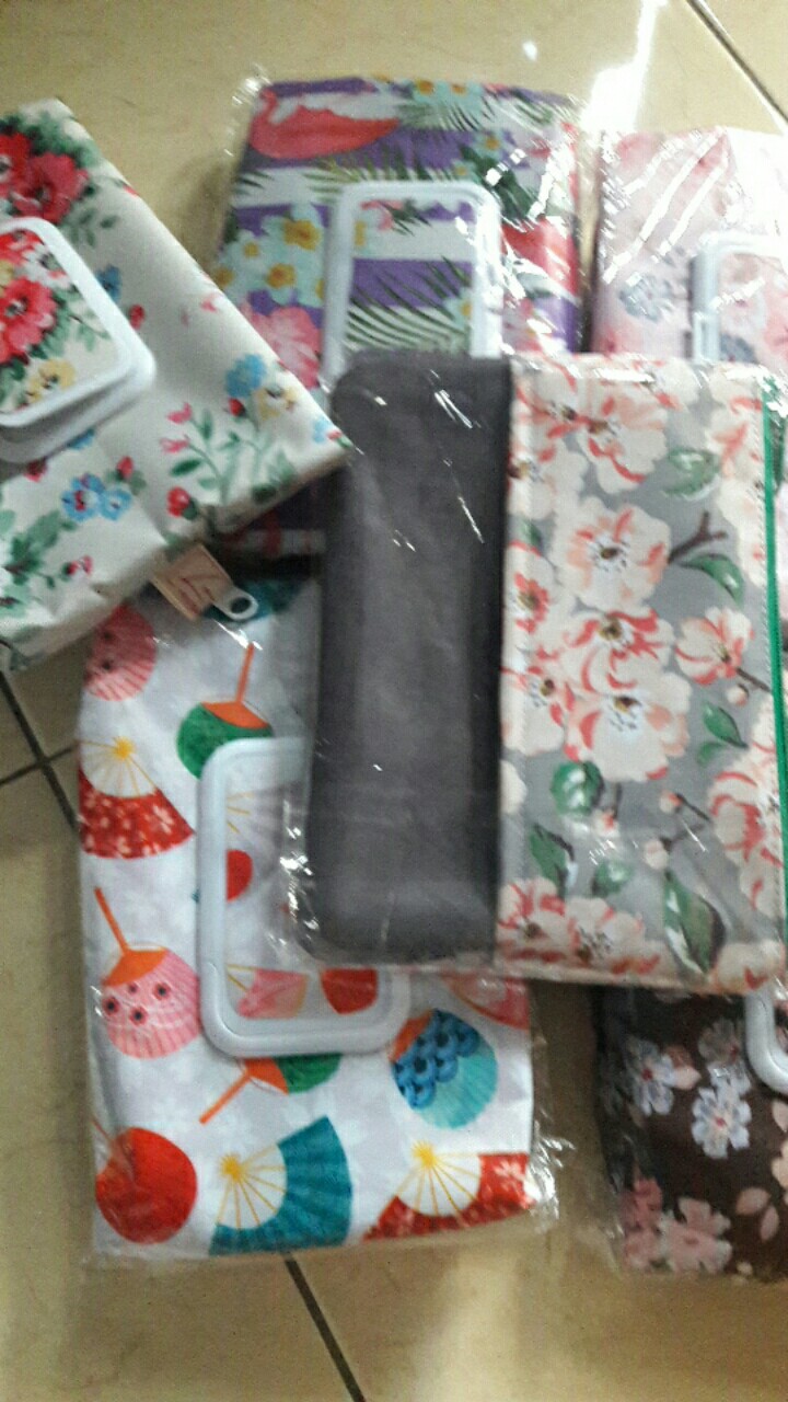 Pouch Tissue Kekinian 2 In 1 - Sakura