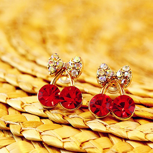 Anting berlian imitasi ceri merah lucu