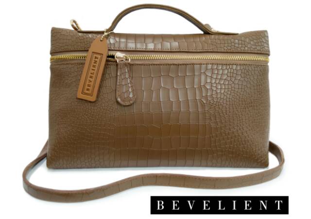 Tas BEVELIENT 8880