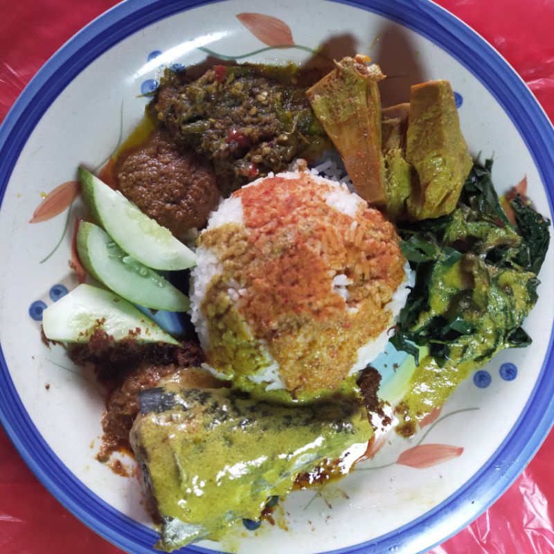 

Nasi padang ikan tongkol gulai