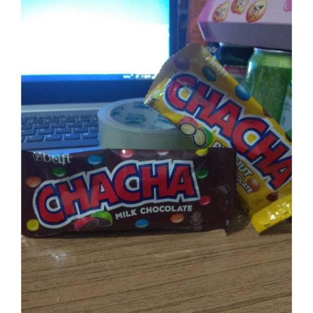 

Cha cha milk chocolate dan peanut 35gr