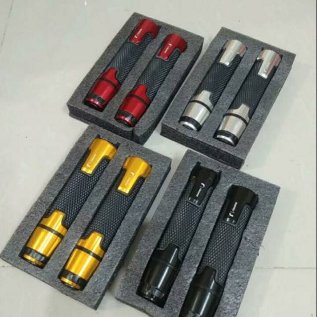 Hangrip rizoma original Handgrip motor variasi rizoma original universal semua motor nmax, aerox ,PC