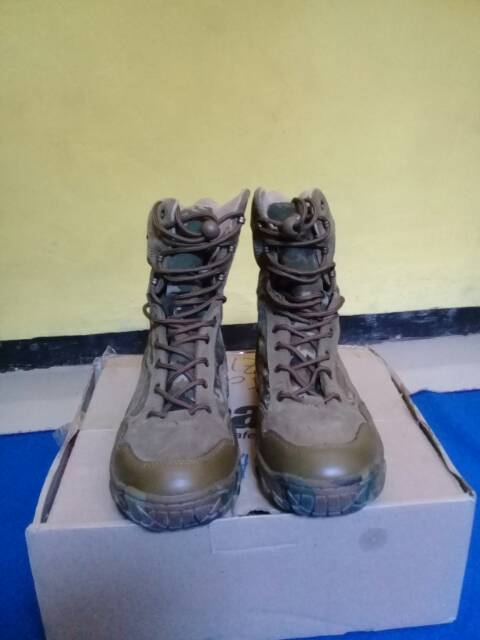 Sepatu pdl kostrad merk weba