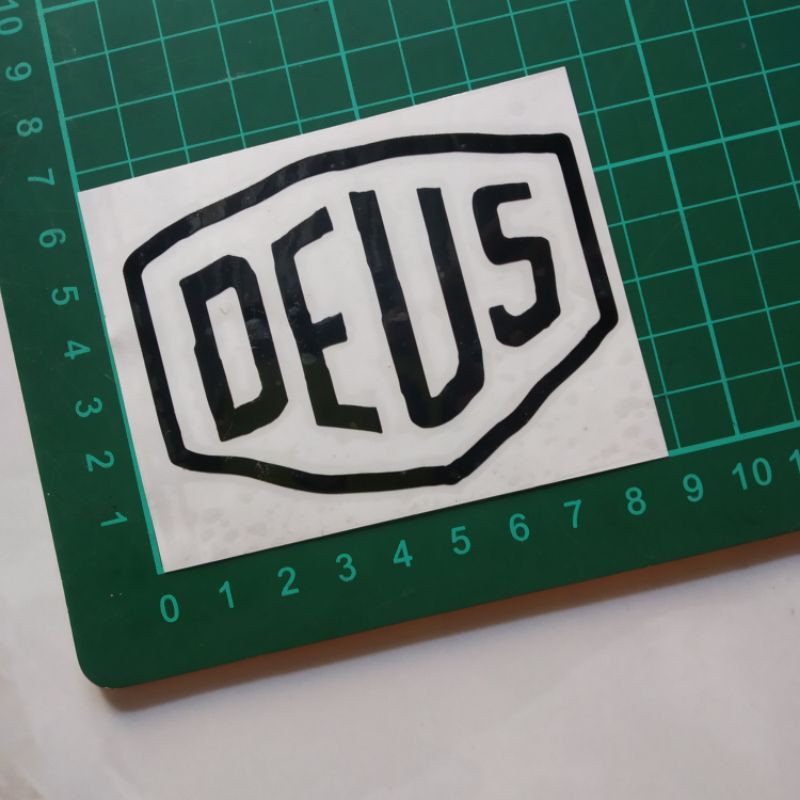 

deus cutting stiker oracal