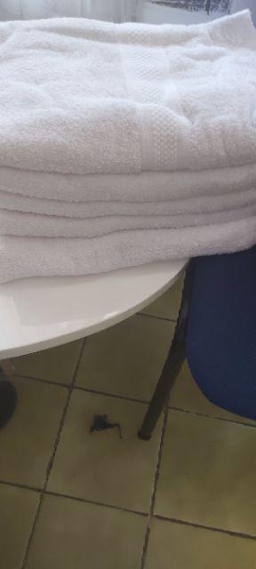 Handuk Mandi Kualitas Hotel (putih) White Merk Mutia