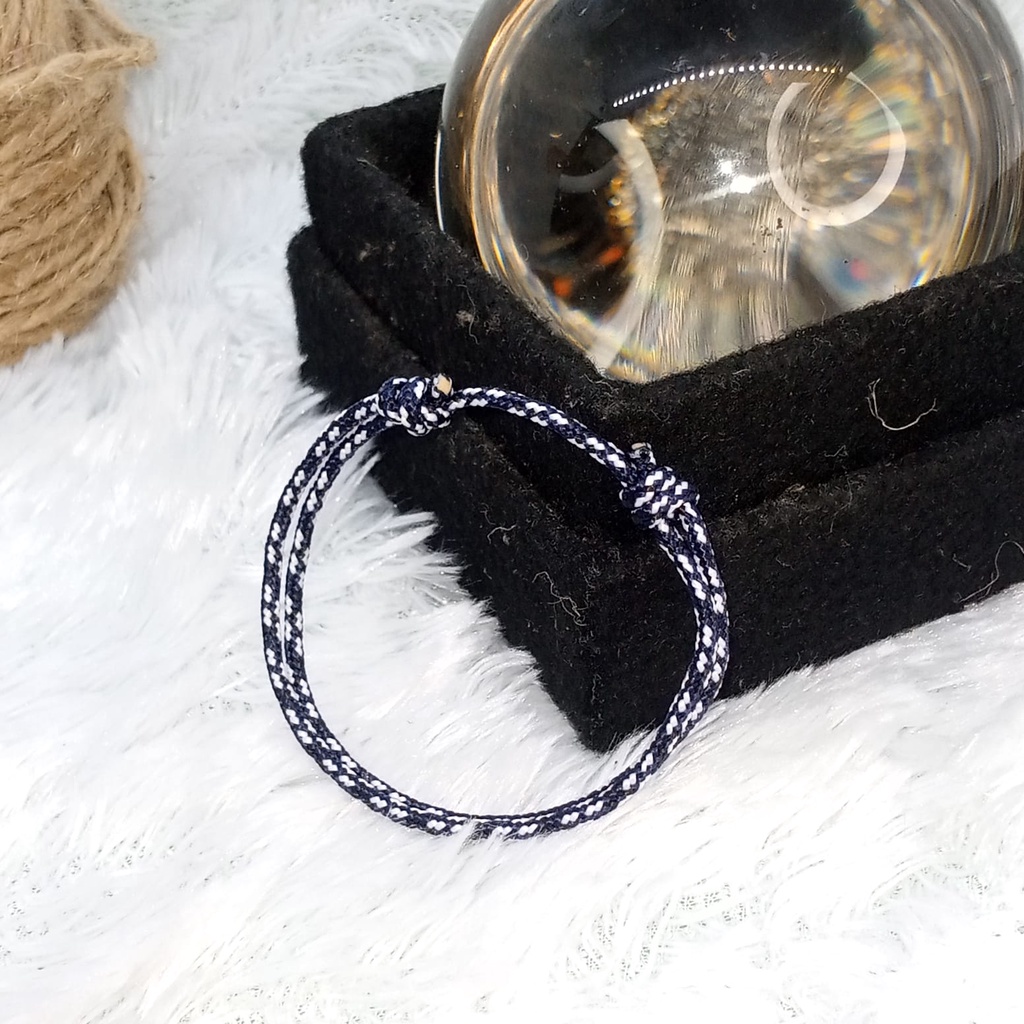 Gelang Twist Tali Paracord Biru Dongker