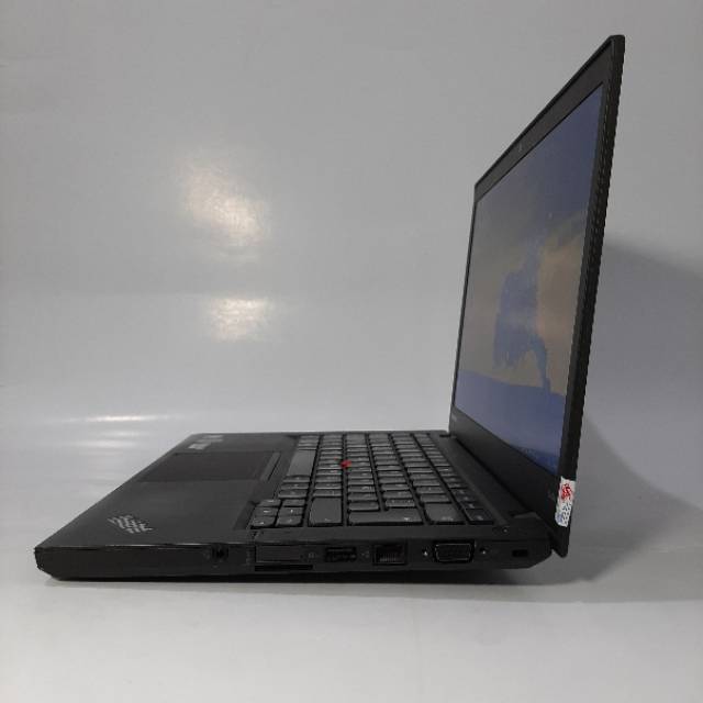 LAPTOP LENOVO THINKPAD T440S CORE I5 GEN 4TH RAM 8GB SSD