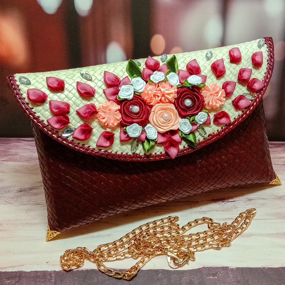 PUTRA SUKAPURA CLUTCH PESTA ANYAMAN PANDAN DOMPET ANYAM CANTIK WANITA