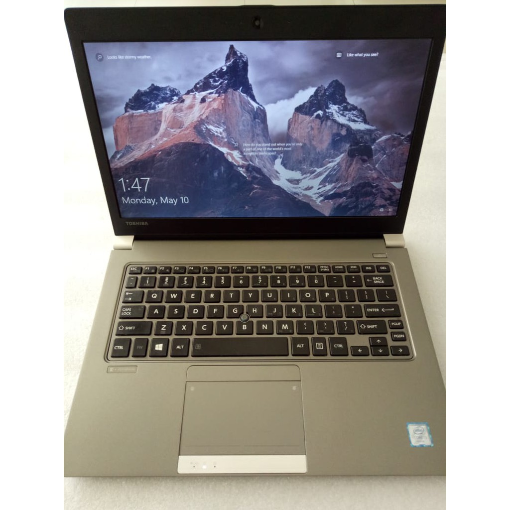 TOSHIBA DYNABOOK R634/M i5-6200U 8GB DDR3 128SSD 13.3” Win10 PRO