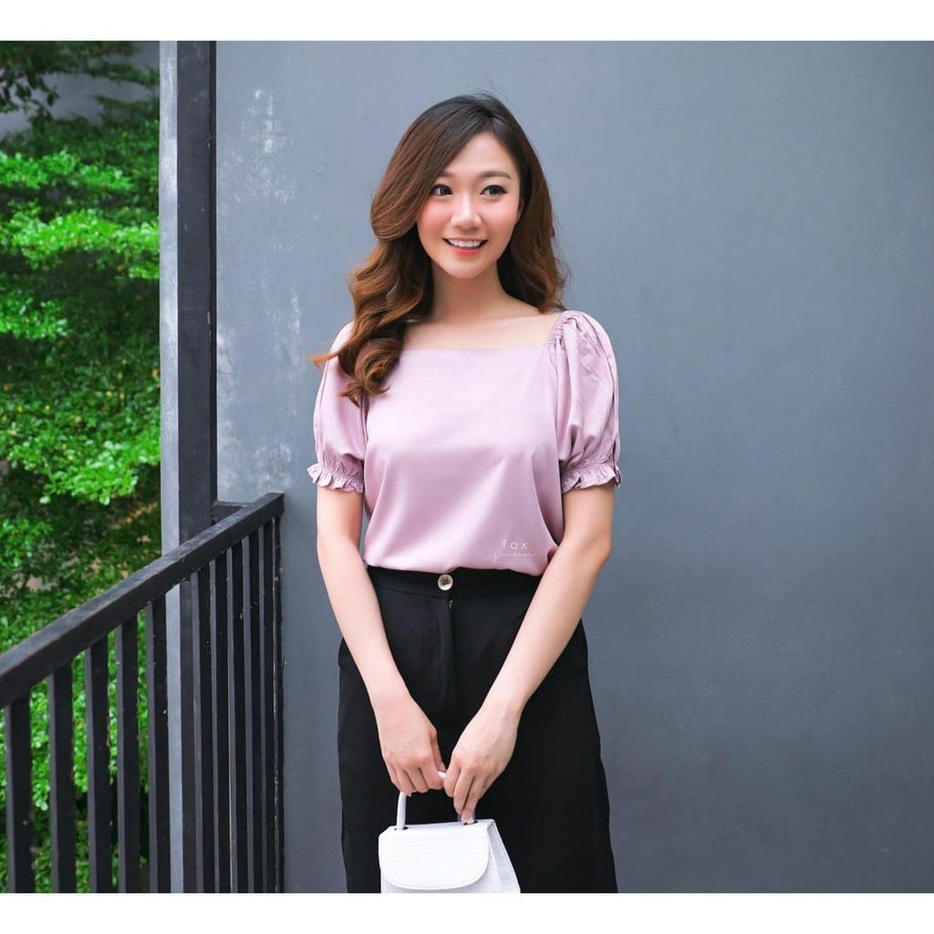 HANI BLOUSE, Blouse Lengan Pendek Wanita, Blouse Pendek, Baju Wanita Polos Pendek BONITO