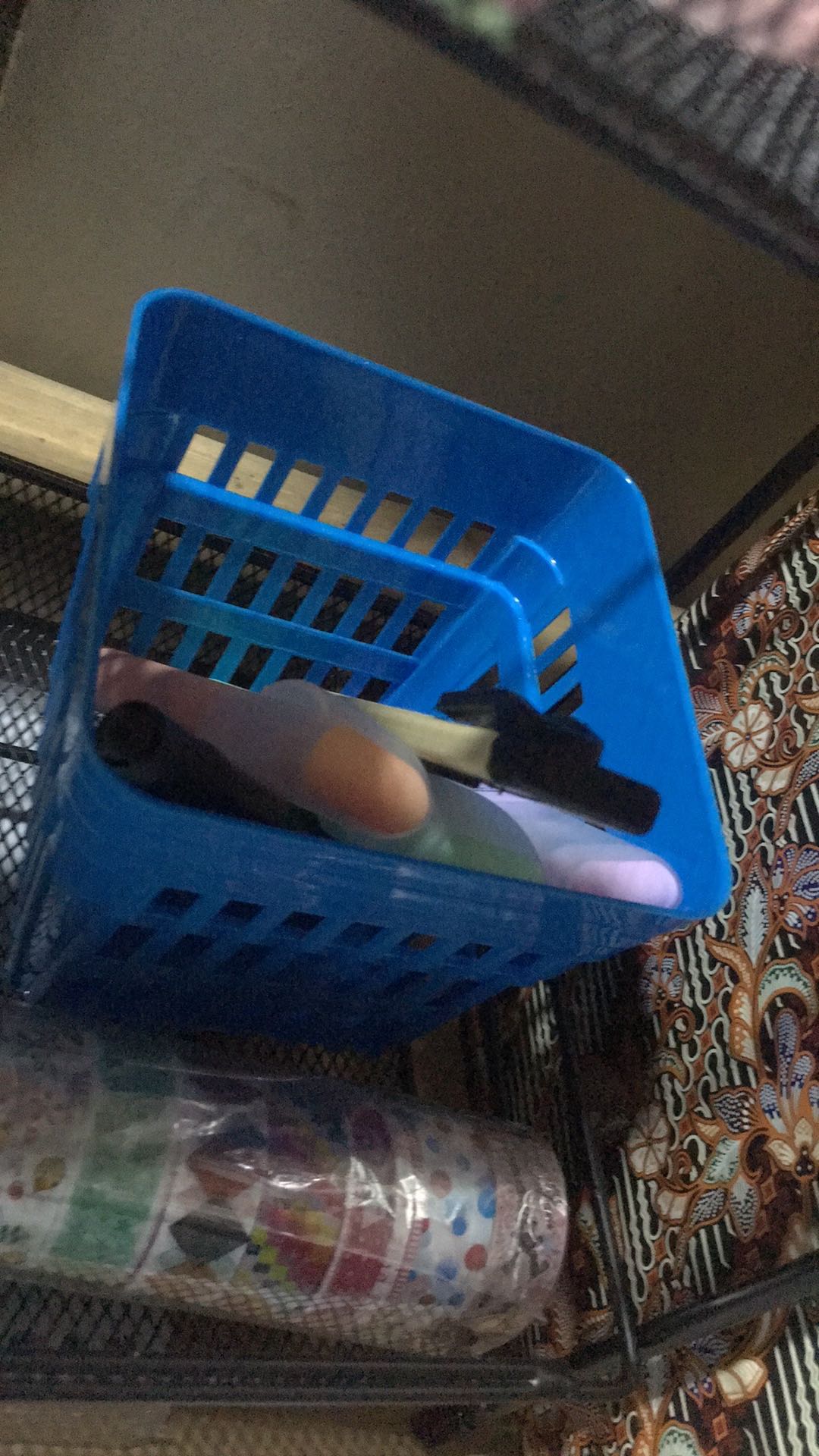 Desk Set Plastic / Pen Holder Plastik / Tempat Alat Tulis Keranjang Plastik