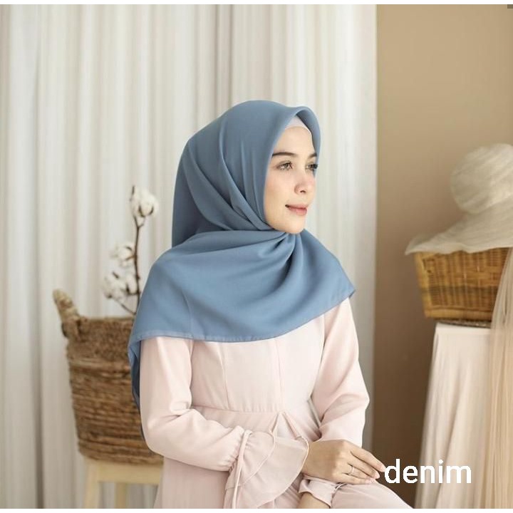 Hijab biru