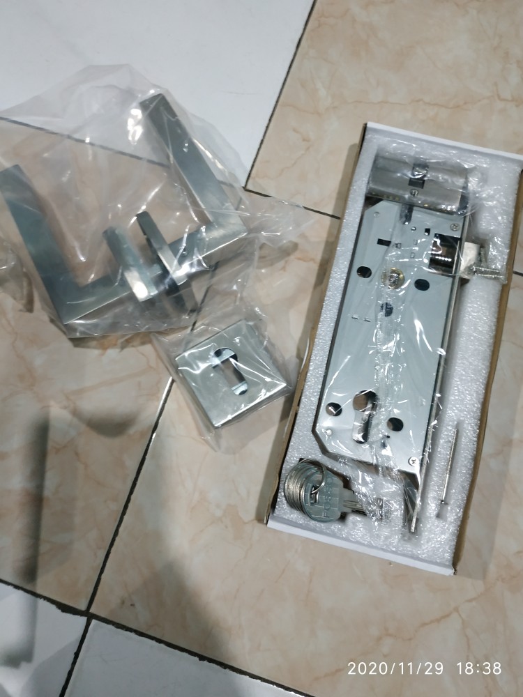 Handle Roses Kotak + Kunci