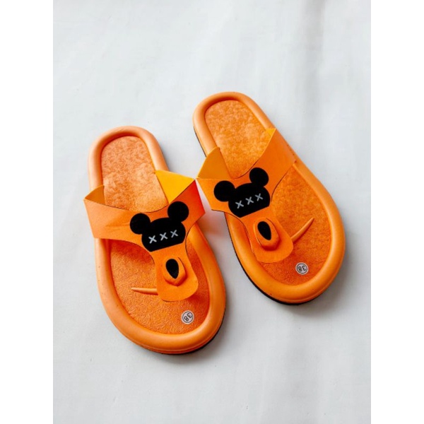 Sandal jepit Wanita Mike Mouse Terbaru Arkn023