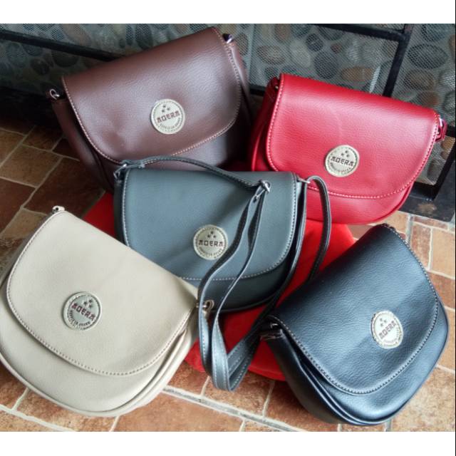 Lefriadi.shop - Tas Fashion Wanita  Slingbag Mini Aoera Keche