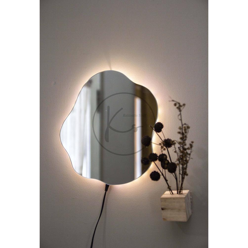 Cermin Dinding Estetik Gantung / Aesthetic Mirror LED / Perlengkapan makeup / Pajangan Hiasan / Wall