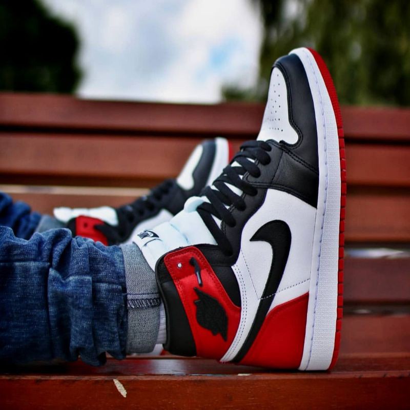 NIKE AIR JORDAN RETRO 1 BRED' TOE ORIGINAL-2