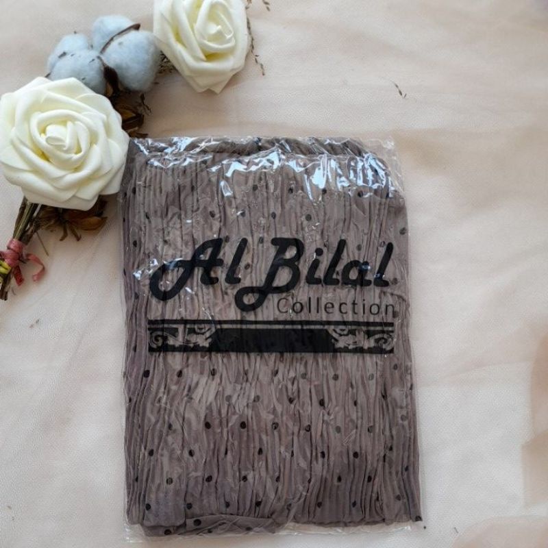 HIJAB JILBAB INSTAN PLISKET PRISKET SIRIA RAMPEL SEGITIGA RAMPLE MOTIF POLKA POLKADOT CERUTY BY AL BILAL COLLECTION TERMURAH TERLARIS TERBARU KEKINIAN HITS DAILY HIJAB FORMAL HIJAB-COFFEE
