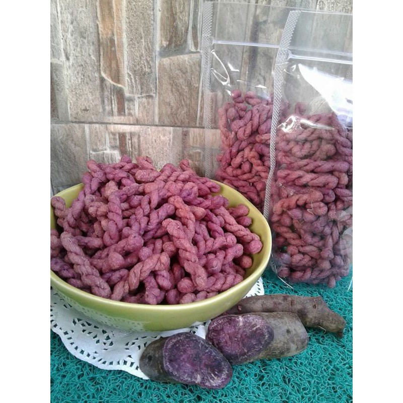 

kueh tambang / untir untir ubi ungu