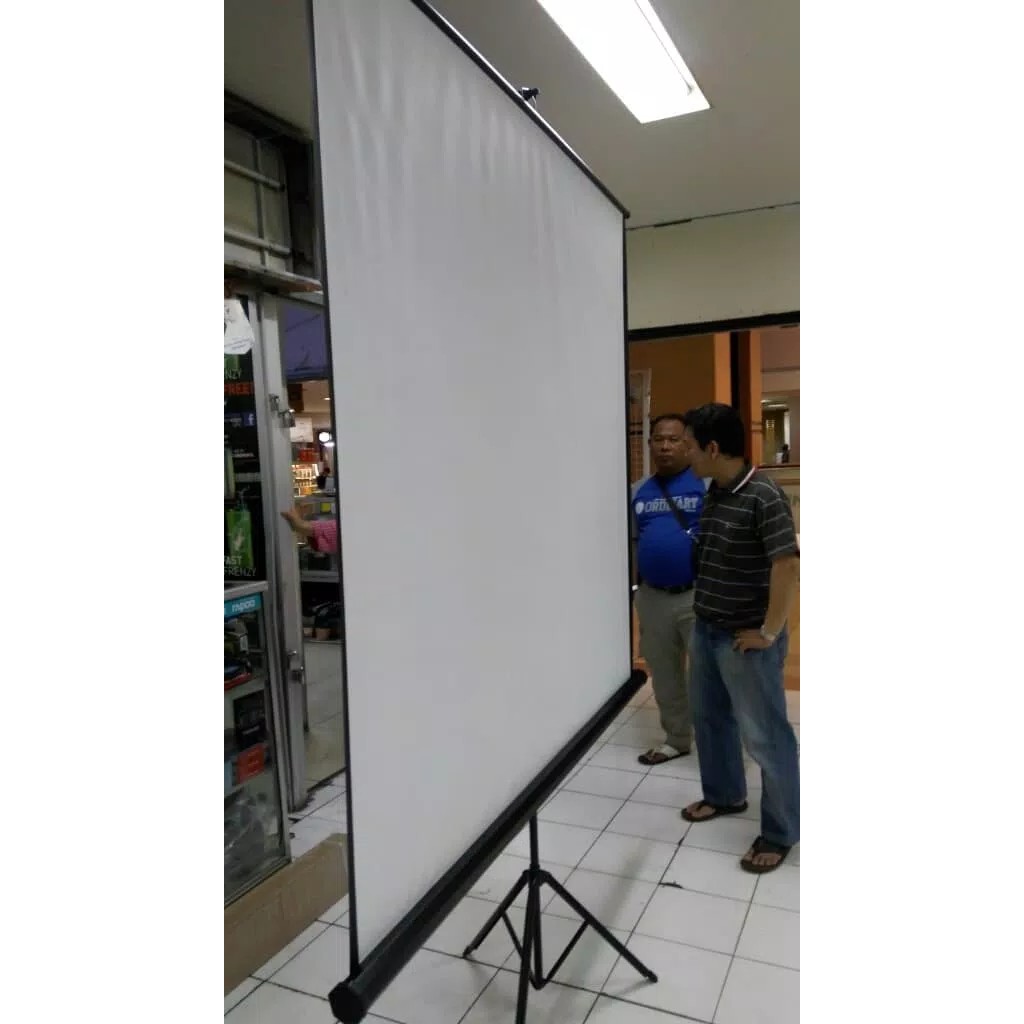 SCREEN PROJECTOR / LAYAR PROYEKTOR TRIPOT 96&quot; (244cm x 244cm)