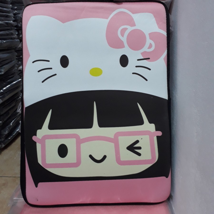 Tas Sarung Laptop Sleeve Softcase Hello Kitty Neoprene 14 inch red