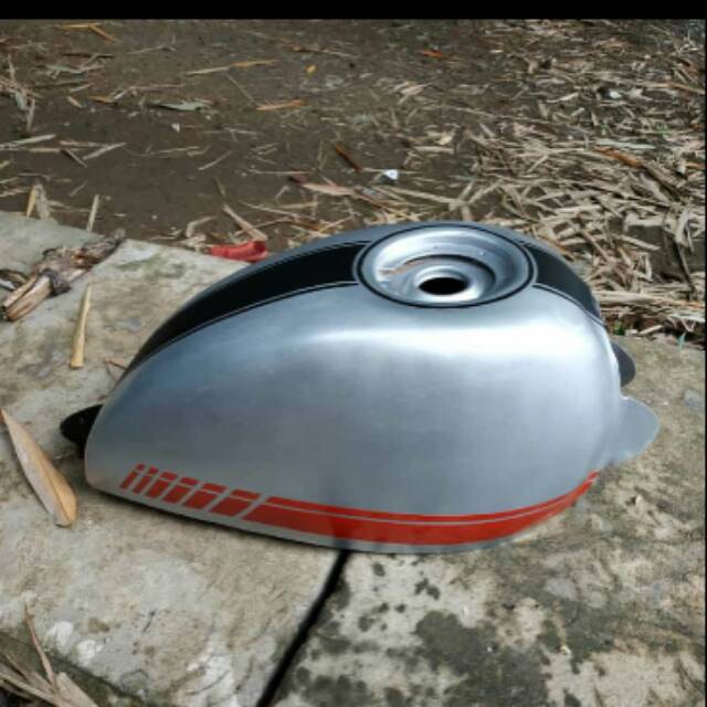 Tangki custom triumph