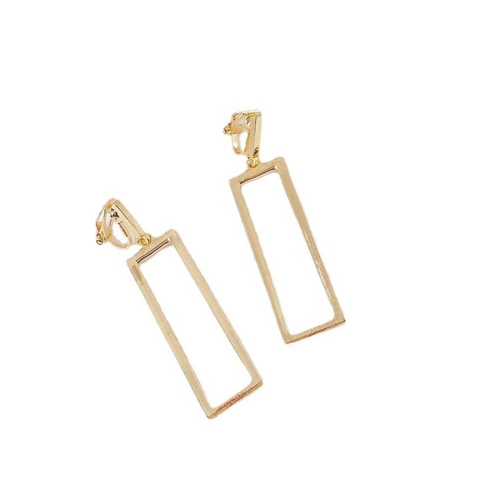 Anting Klip Tanpa Tindik Bentuk Persegi Panjang Hollow Bahan Metal Lapis Emas Untuk Wanita