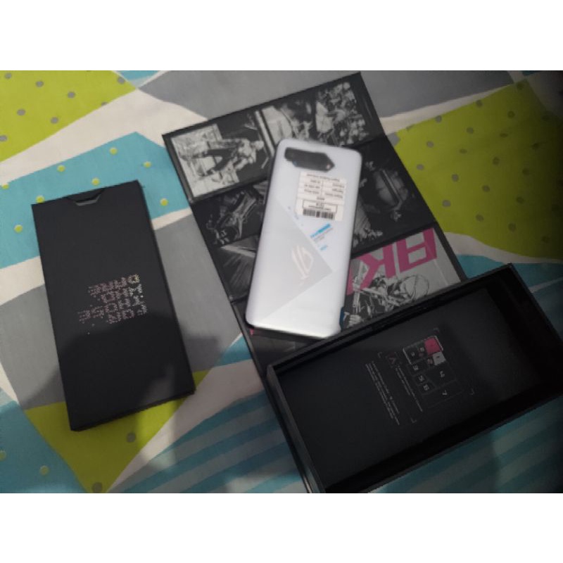 Asus rog phone 5 white garansi resmi TAM