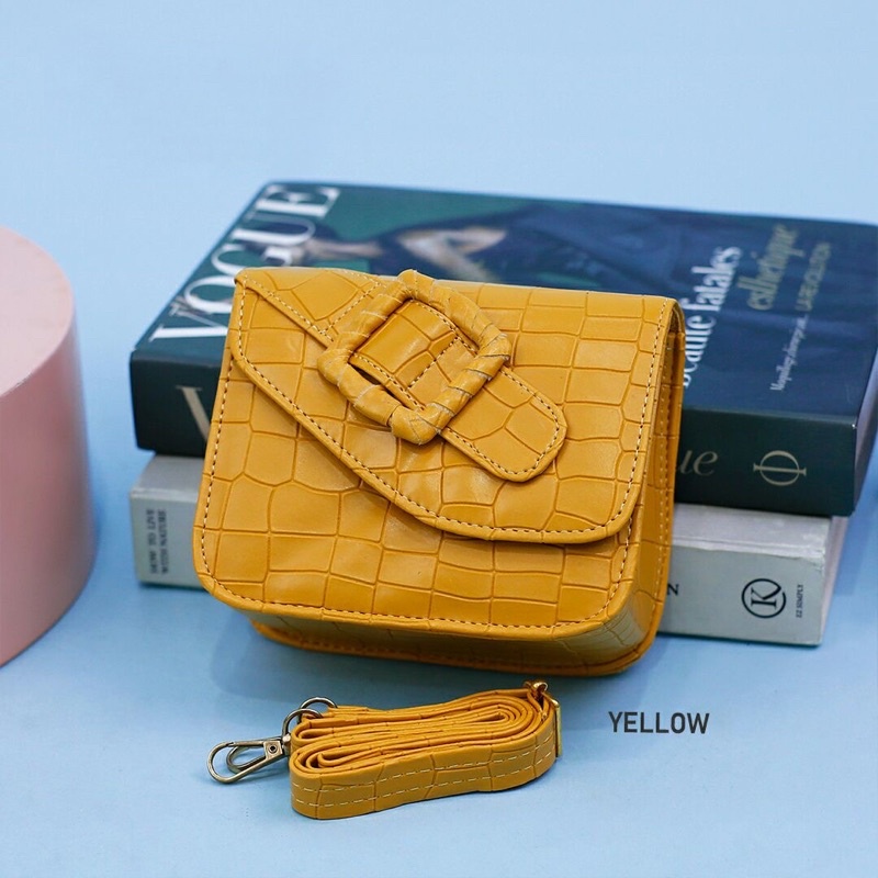 Tas Premium Aichi/Kekinian/Terjangkau/Terbaik/Terhemat/Cewek/Wanita/Slempang/Simpel/Elegan/Cantik