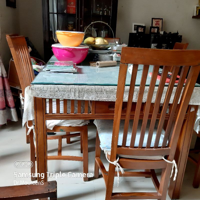 Meja Makan Jati 6 Kursi
