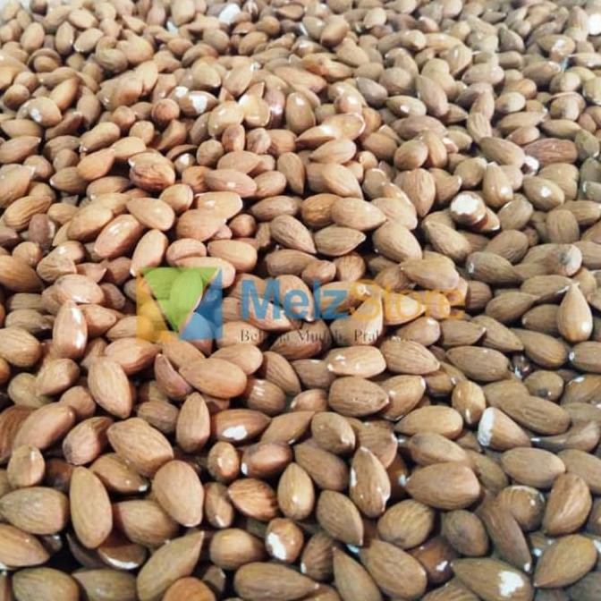 

Almonesia Kacang Almond Mentah Kupas Utuh Raw Whole Grade 2 1kg