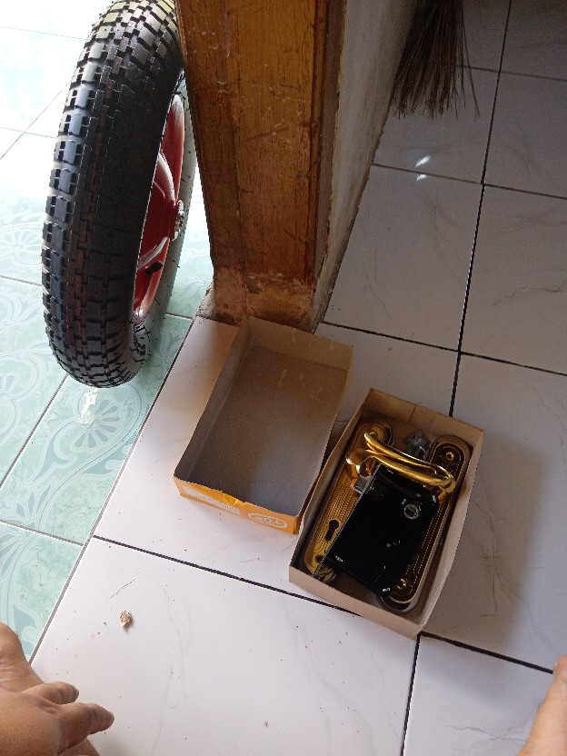 Kunci Pintu Rumah Handle Slot Set Kecil Top