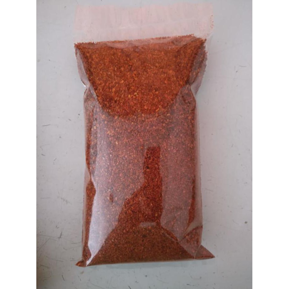 

BERKUALITAS! Chili Granule 500 GR / Cabe Bubuk Kasar / Cabe Granules Import Halal