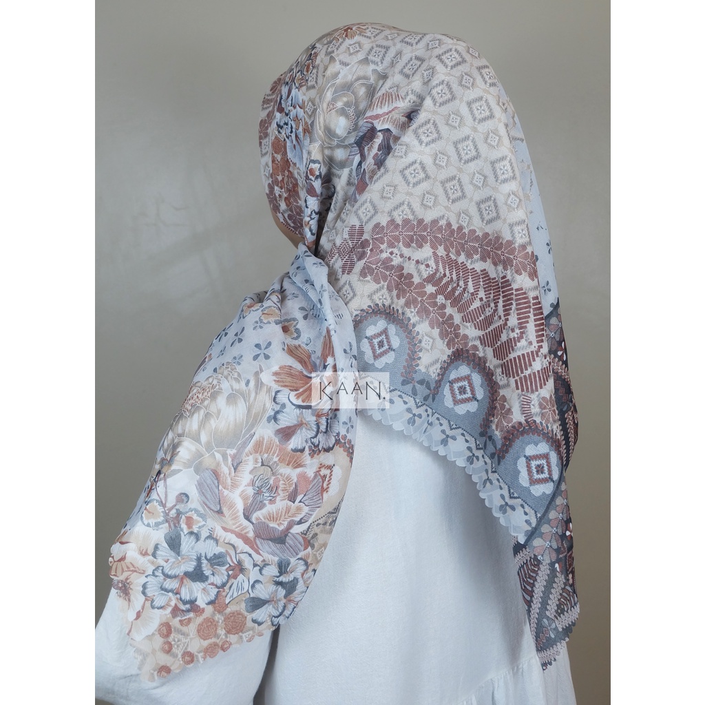 Hijab segi empat denay motif