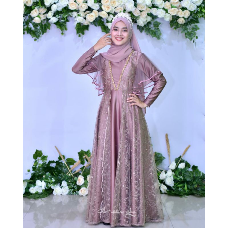 Adeeva Dress