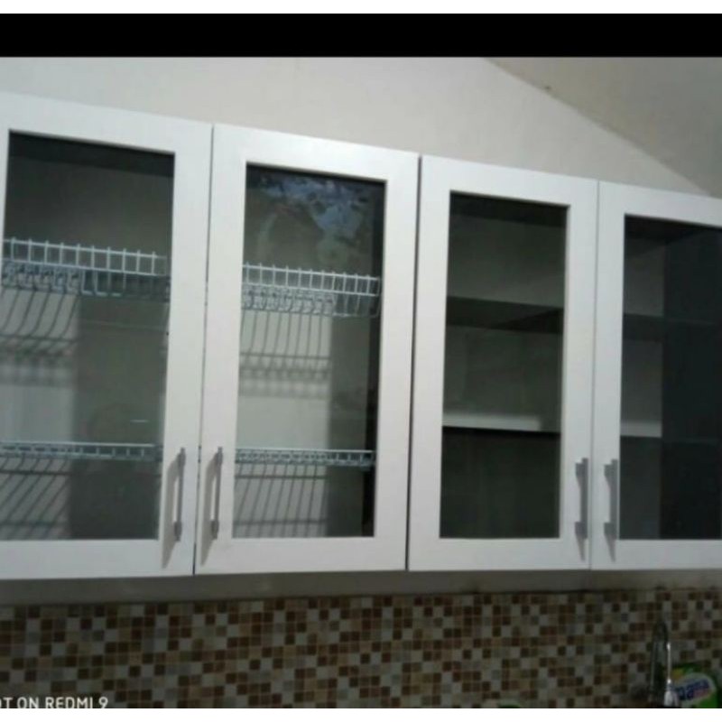 RAK PIRING LEMARI GANTUNG DAPUR KITCHENSET ATAS 4 PINTU KACA