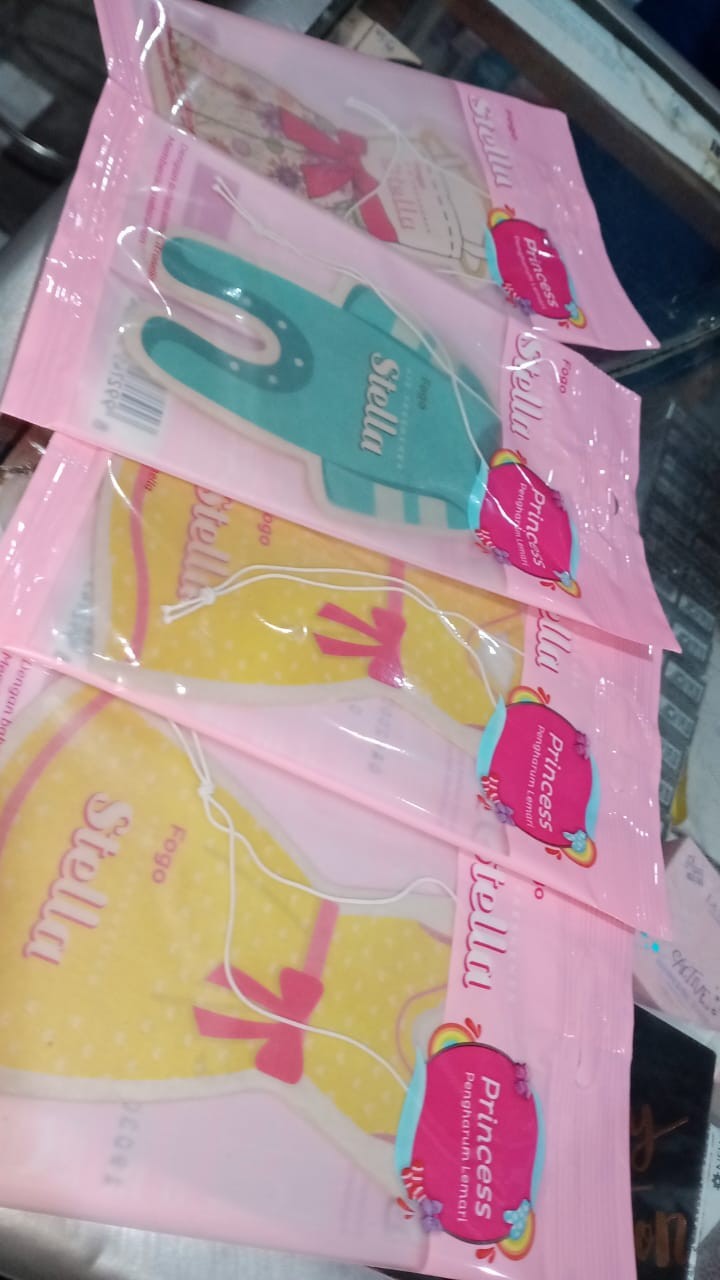 Stella All In One 42g  Pengharum Ruangan Stella