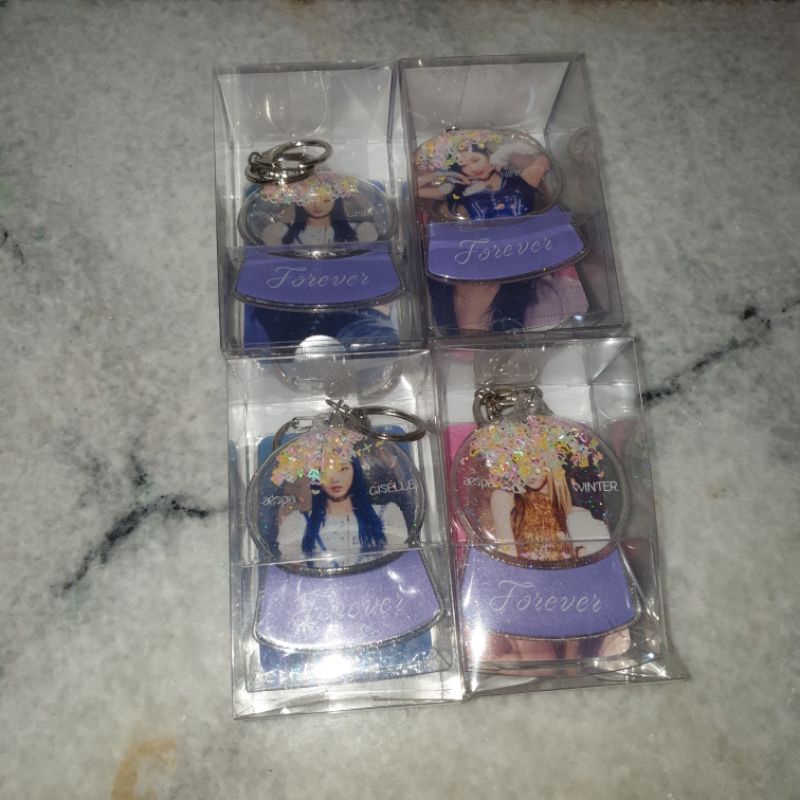 shaker keyring forever aespa karina / winter / giselle / ningning