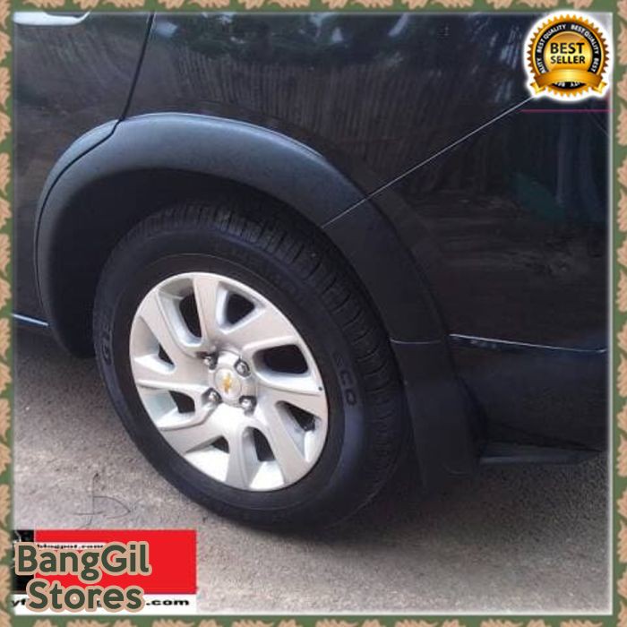 over fender Chevrolet Spin