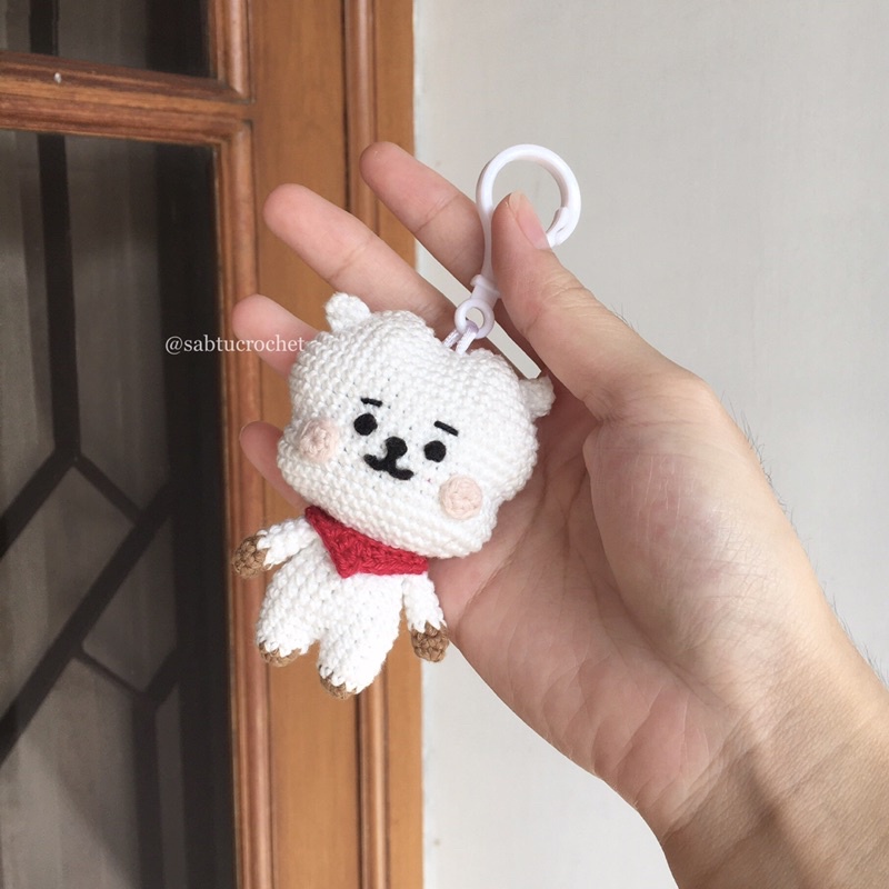 Jual Gantungan Baby RJ BT21 | Boneka Rajut Amigurumi BTS | Shopee Indonesia