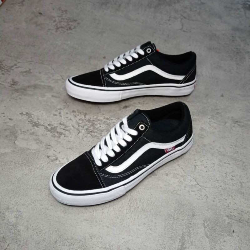 Sepatu vans oldskool black and white Bnib premium-5