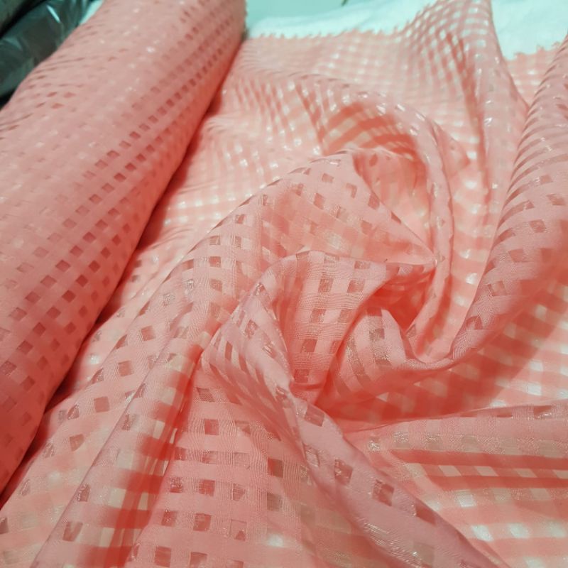 Kain Organza Motif Kotak