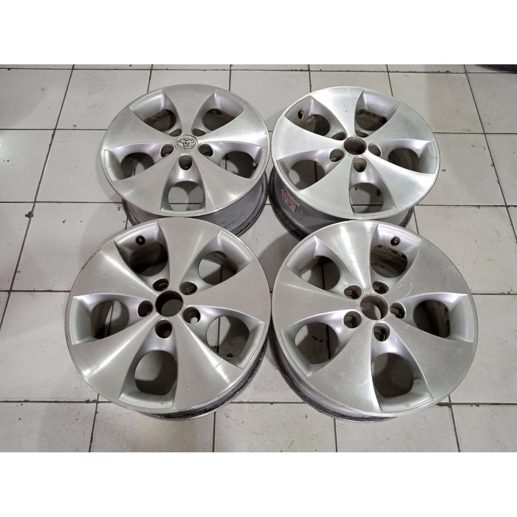 Velg Bekas Oem Alphard Ring 17 Pcd 5x114,3