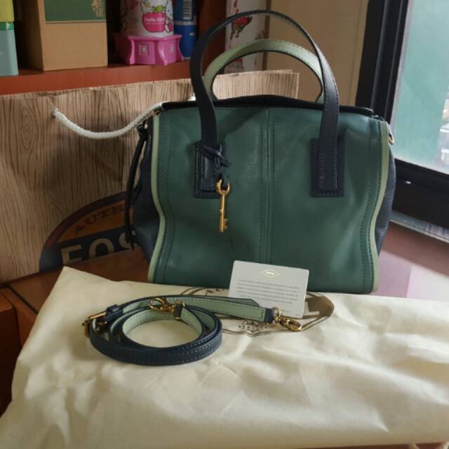 Preloved fossil emma