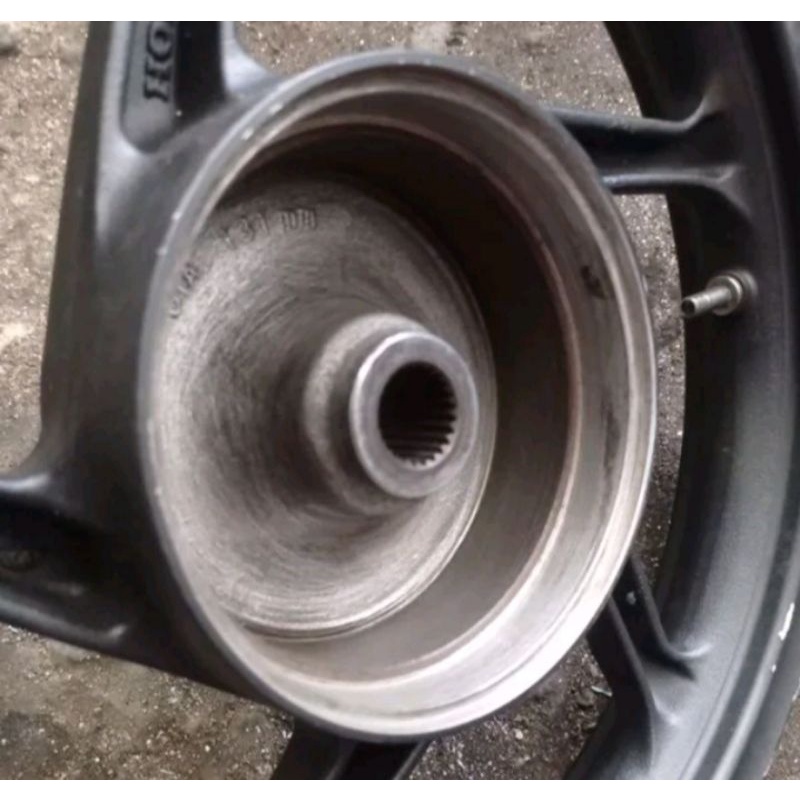 velg belakang Vario 125/150 old original copotan