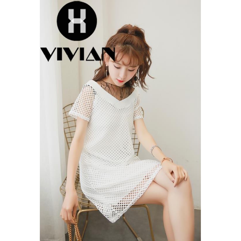 dress Model Stitching dengan Bahan Jaring Hiasan Renda dan Kerah V-Neck Bergaya Korea