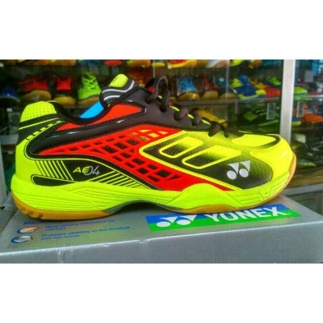 Sepatu badminton merk yonek all England AE 04