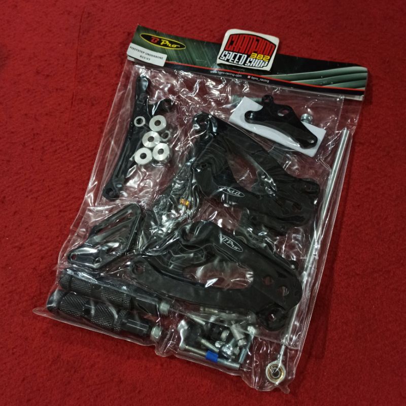 Footstep Step Underbone BPRO Racing Yamaha R15 V3 VVA Black Hitam